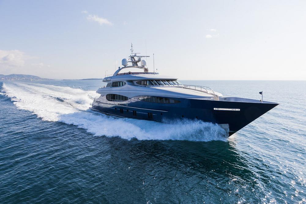 VULCAN 46M Luxury Motor Yacht for Sale | C&N